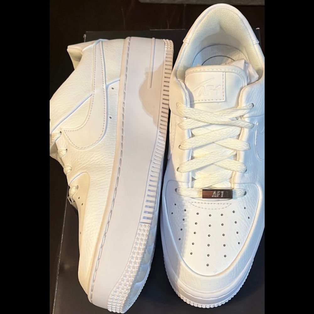 Nike Air Force 1 Sage